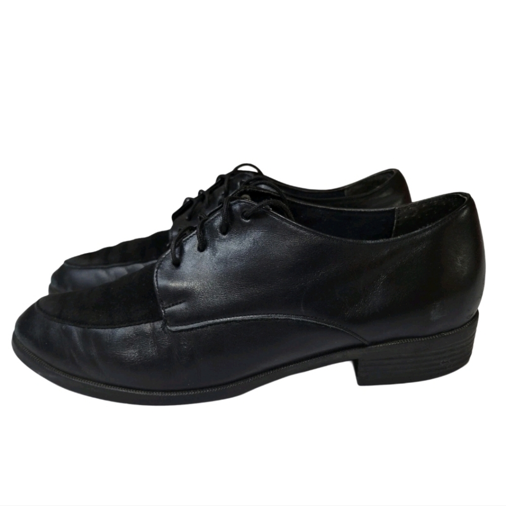 Munro  Womans 8.5 Verona Leather + Velvet Oxfords Lace Up Dress Shoes .Like New